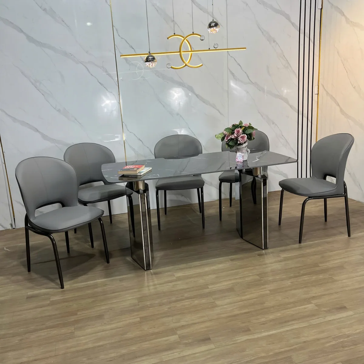 Ban An Mat Da Vi Tinh The Thiet Ke Sang Trong Bad096