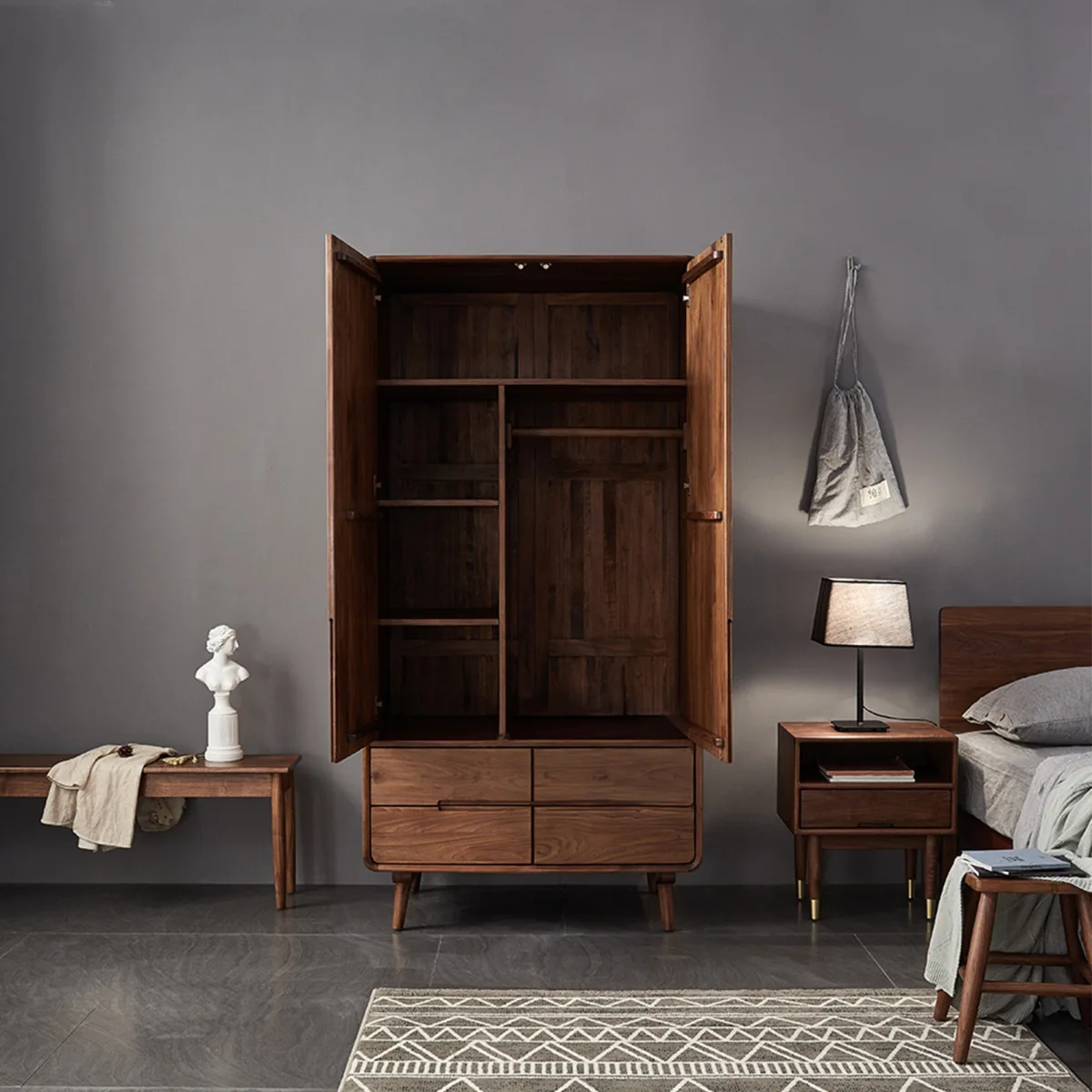 Tu Quan Ao Go Soi Phong Cach Rustic Tqa 05