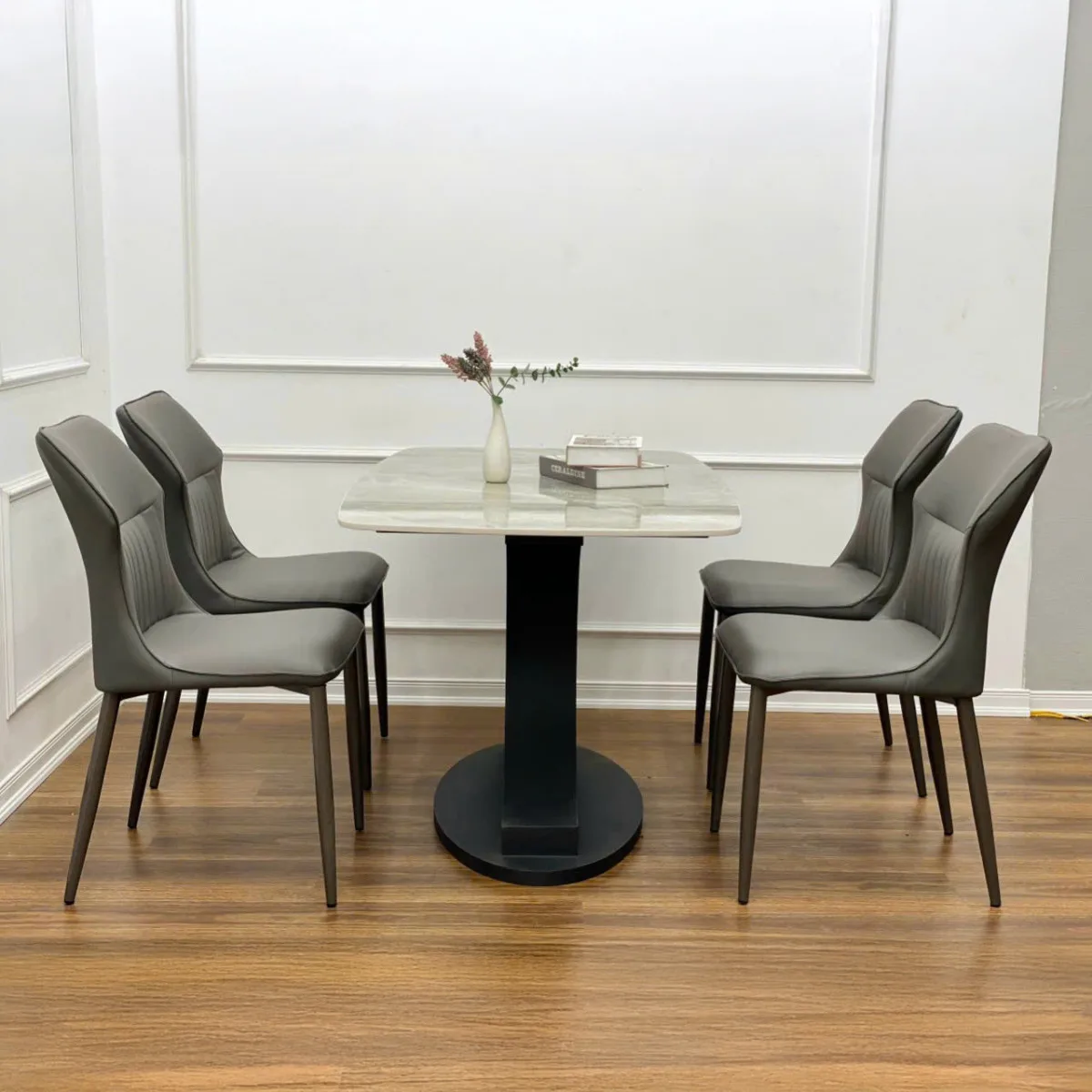 Bo Ban An Mat Da Ceramic Chan Chanel 4 Ghe Nhap Khau Bad033 8