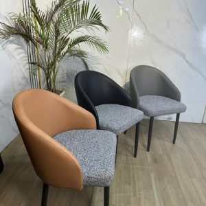 Ghe An Dem Vai Lung Boc Da Nhap Khau Gav 002 2